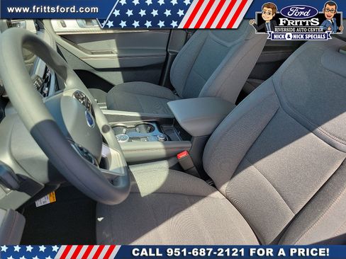 New 2026 Ford Explorer Active RWD image 5