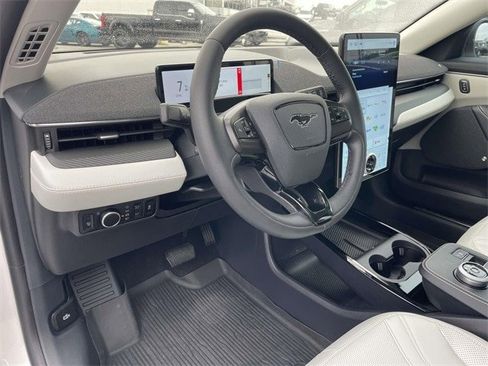 Certified 2023 Ford Mustang Mach-E Premium image 17