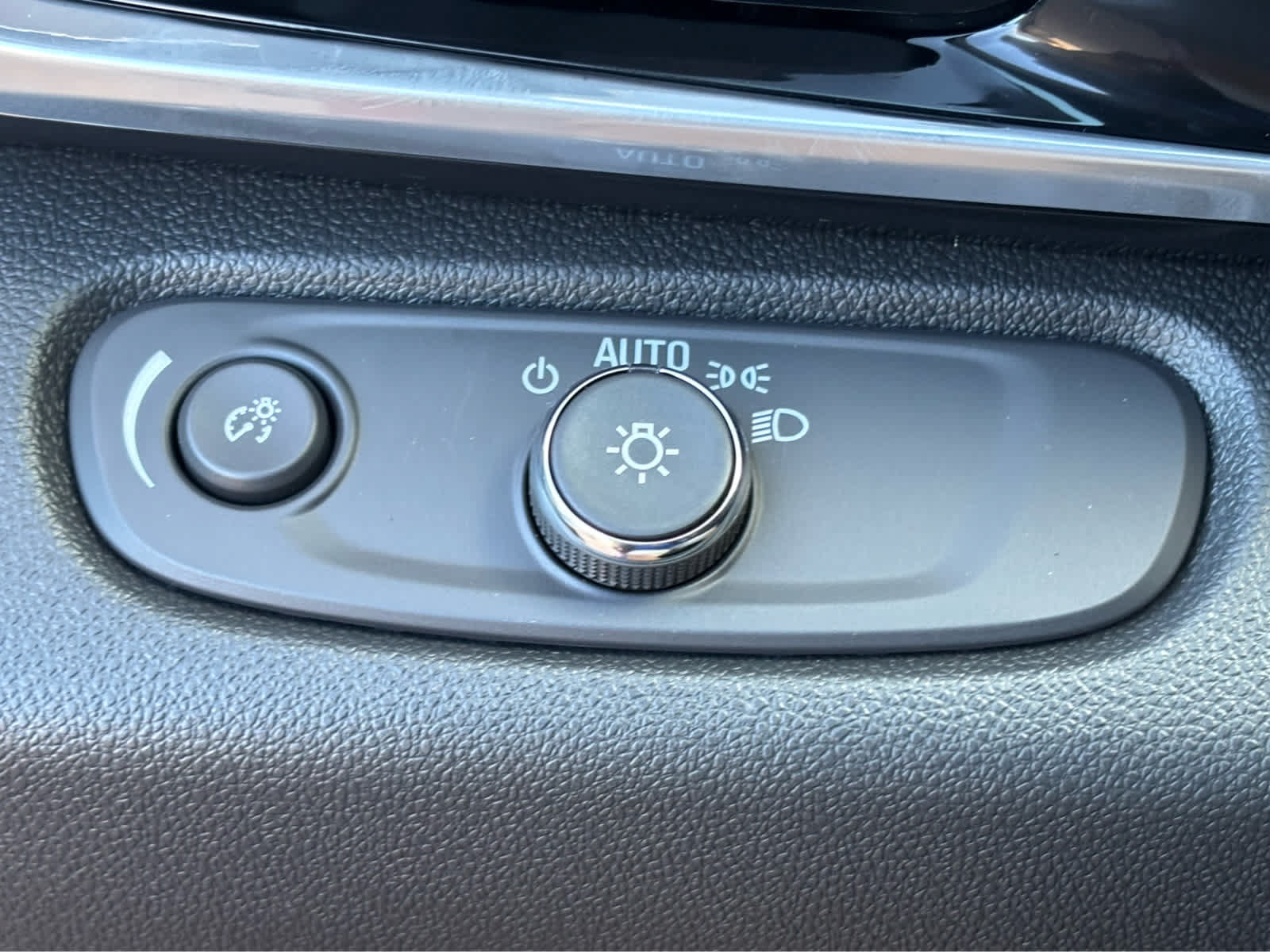 New 2026 Buick Envista Sport Touring w/ Convenience I Package FWD image 20