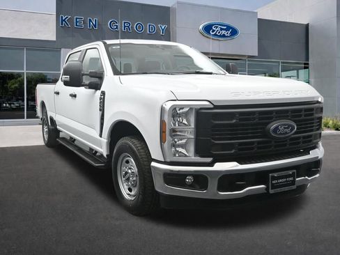 New 2026 Ford F250 XL w/ XL Chrome Package image 1
