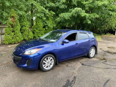 Used 2013 MAZDA MAZDA3 i Touring FWD image 1