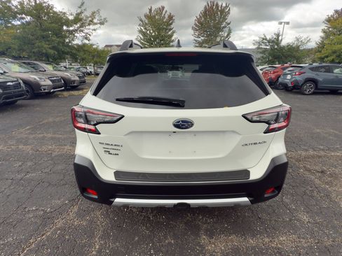 Certified 2023 Subaru Outback Limited w/ Popular Package #2 image 4