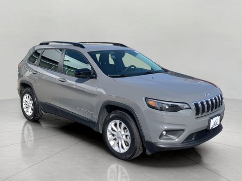 Used 2022 Jeep Cherokee Latitude Lux image 1