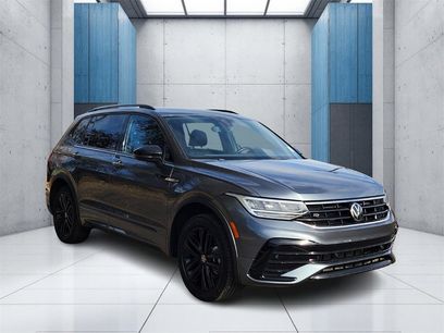 Used 2022 Volkswagen Tiguan SE R-Line