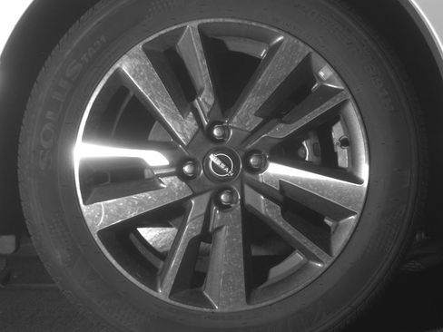 Used 2025 Nissan Versa SV image 13