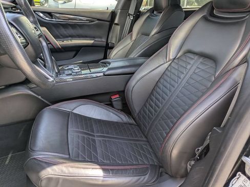 Used 2019 Maserati Quattroporte S GranSport Q4 AWD/4WD image 23