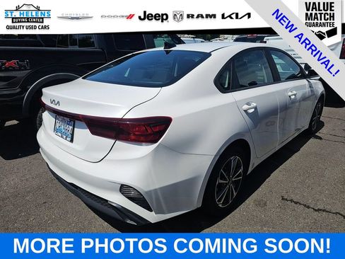 Used 2024 Kia Forte LXS FWD image 5