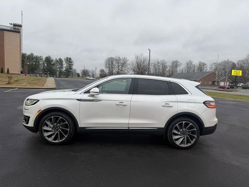 Used 2019 Lincoln Nautilus Reserve w/ Ultimate Package AWD/4WD image 4