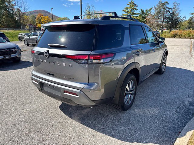 New 2026 Nissan Pathfinder SL AWD/4WD image 18