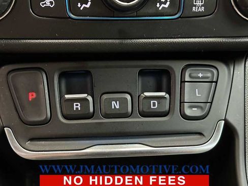 Used 2020 GMC Terrain Denali image 28