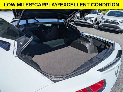 Used 2019 Chevrolet Corvette Stingray Coupe w/ 1LT RWD image 23