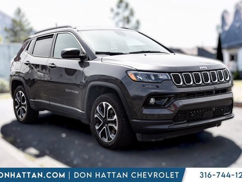 Used 2024 Jeep Compass Limited AWD/4WD image 25