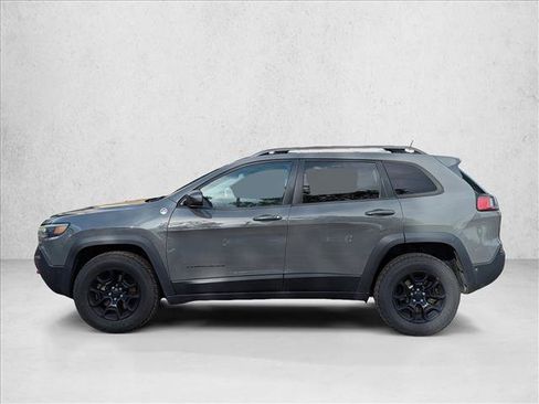 Used 2019 Jeep Cherokee Trailhawk AWD/4WD image 8