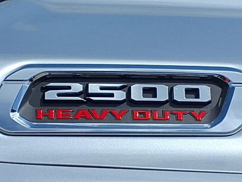 Used 2026 RAM 2500 Laramie AWD/4WD image 8