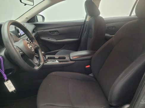 Used 2024 Nissan Sentra S FWD image 17