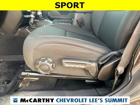 Used 2021 Jeep Gladiator Sport image 24