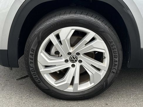 Used 2023 Volkswagen Atlas SE AWD/4WD image 8
