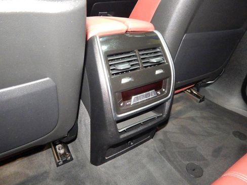 Used 2022 BMW X6 xDrive40i w/ Executive Package image 27