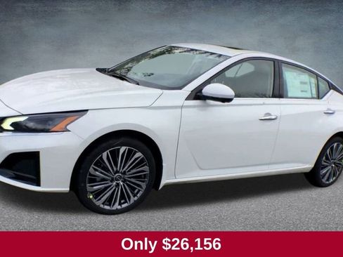 Used 2023 Nissan Altima 2.5 SL image 4