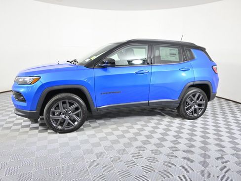New 2026 Jeep Compass Limited image 2
