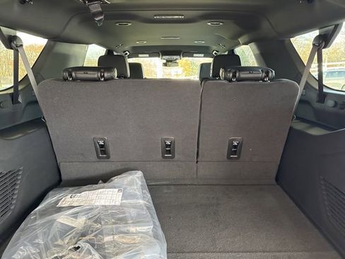 New 2026 GMC Yukon XL Denali image 34