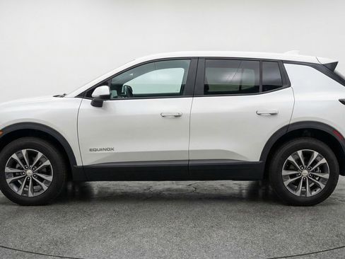 Used 2025 Chevrolet Equinox LT FWD image 5