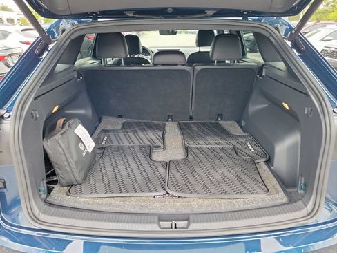 Certified 2023 Volkswagen Atlas Cross Sport SE w/ Black Wheel Package AWD/4WD image 8
