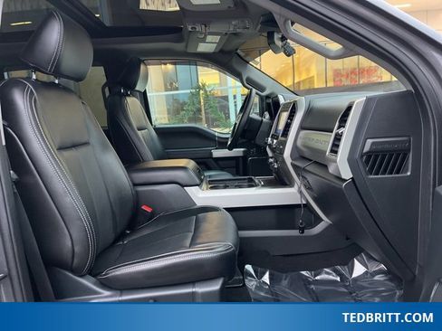 Used 2021 Ford F250 Lariat image 22