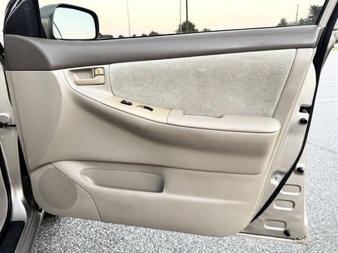 Used 2008 Toyota Corolla CE w/ Extra Value Upgrade Pkg FWD image 65