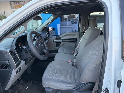 Used 2017 Ford F150 XLT image 11