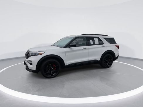Used 2022 Ford Explorer ST w/ Equipment Group 401A AWD/4WD image 4