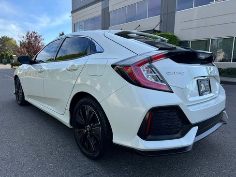 Used 2019 Honda Civic EX image 8