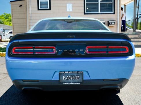 Used 2023 Dodge Challenger SRT Hellcat w/ Driver Convenience Group RWD image 6