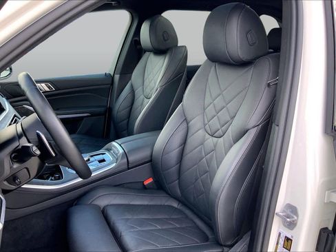 Used 2023 BMW X5 sDrive40i w/ M Sport Package RWD image 7