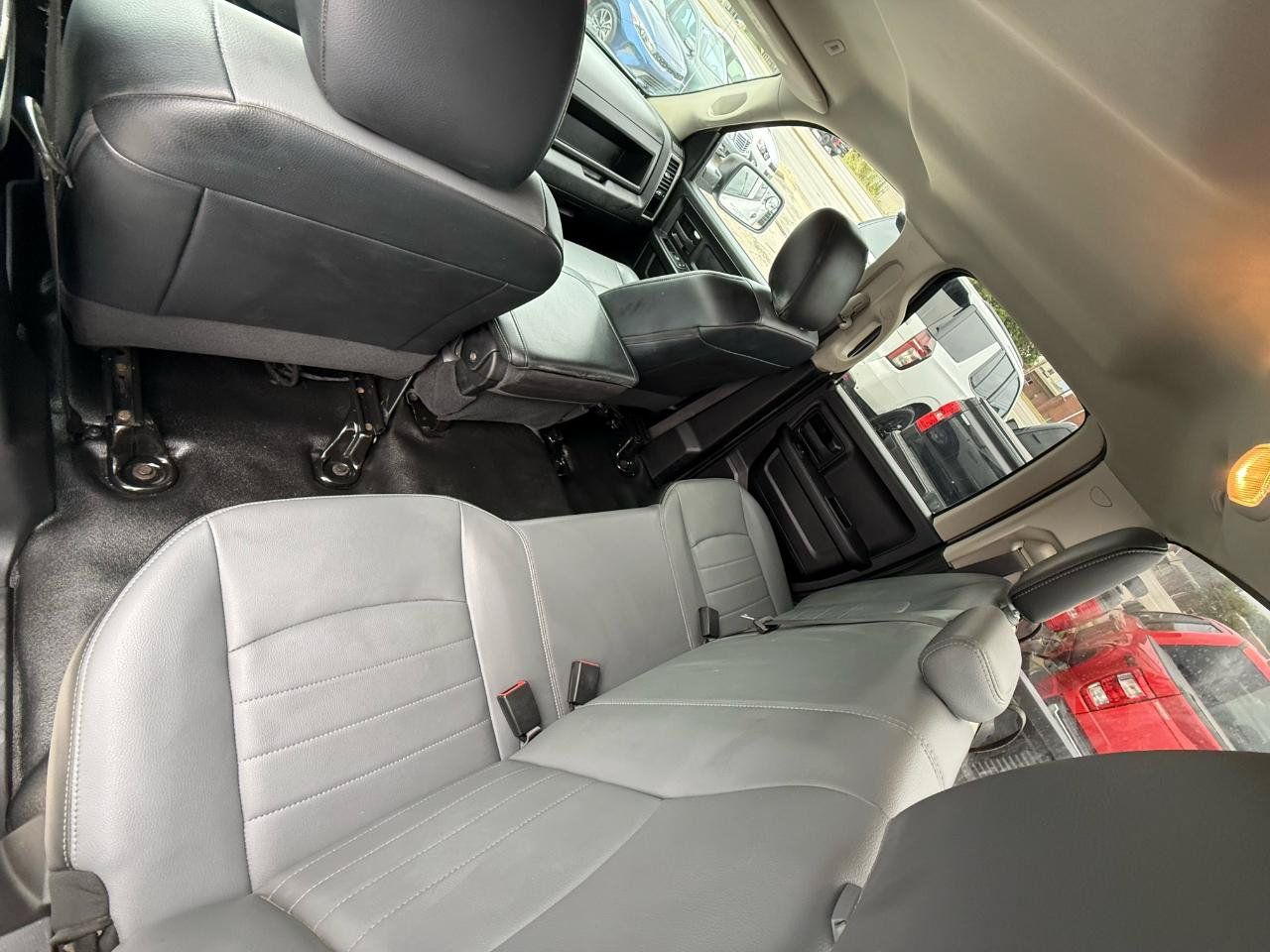 Used 2022 RAM 1500 Tradesman w/ Protection Group AWD/4WD image 34