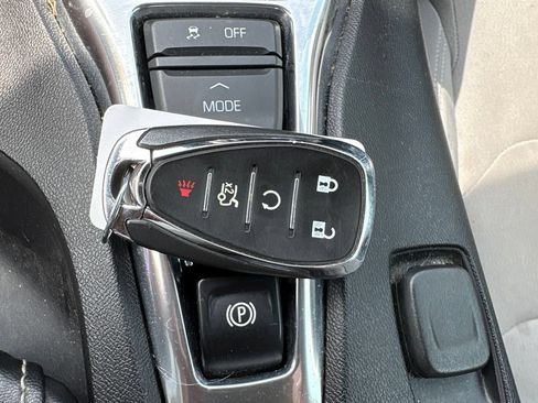 Used 2020 Chevrolet Camaro LT RWD image 45