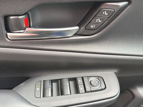 New 2026 Toyota Prius Plug-In Hybrid FWD image 14