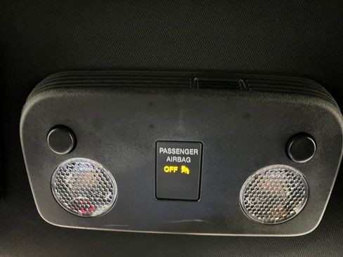 Used 2019 Ford Mustang GT image 32