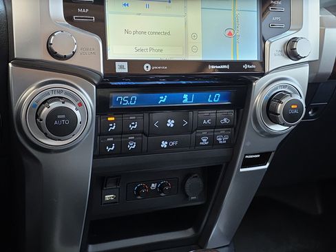 Used 2022 Toyota 4Runner Limited image 24