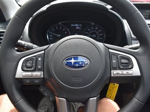 Used 2018 Subaru Forester 2.5i Premium AWD/4WD image 15