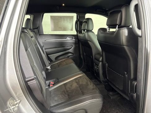 Used 2020 Jeep Grand Cherokee Laredo w/ Quick Order Package 2BN North AWD/4WD image 5