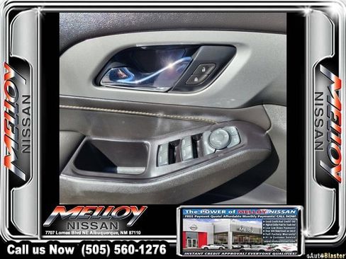 Used 2020 Chevrolet Traverse RS image 17