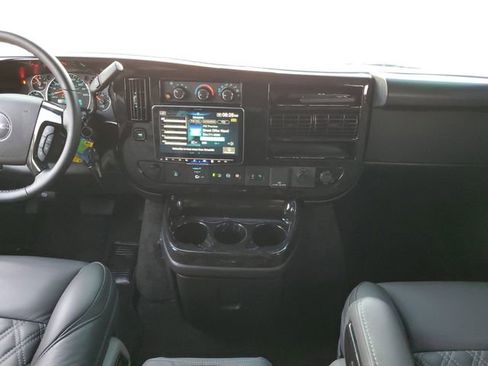 Used 2024 GMC Savana 2500 Extended w/ Driver Convenience Package image 14