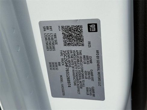 New 2025 Chevrolet Express 3500 Extended w/ Driver Convenience Package image 10