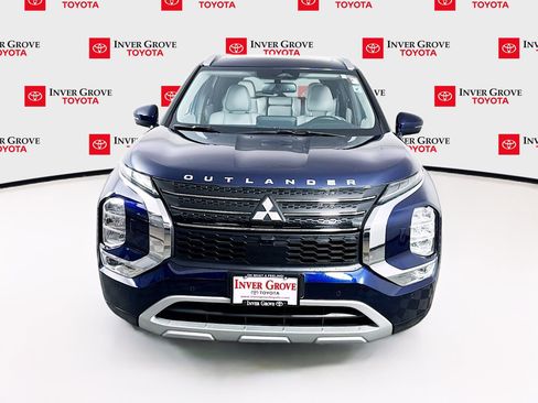 Used 2025 Mitsubishi Outlander SEL AWD/4WD image 2