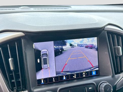 Certified 2024 GMC Terrain AT4 w/ Tech Package AWD/4WD image 15