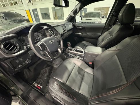 Used 2020 Toyota Tacoma TRD Pro image 10