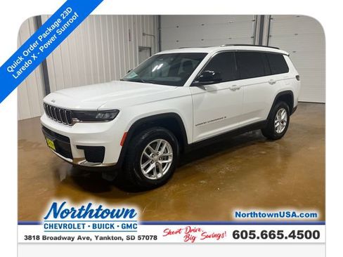 Used 2024 Jeep Grand Cherokee L Laredo AWD/4WD image 1