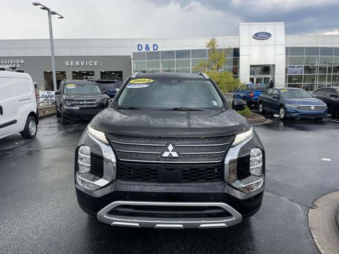 Used 2022 Mitsubishi Outlander SEL image 2