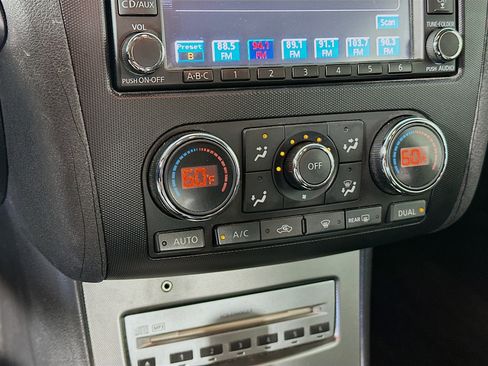 Used 2008 Nissan Altima 3.5 SL w/ Technology Pkg FWD image 23